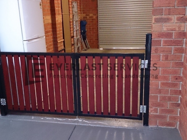 SWG17 - Black Frame + Jarrah Slats Double Gate - Werribee