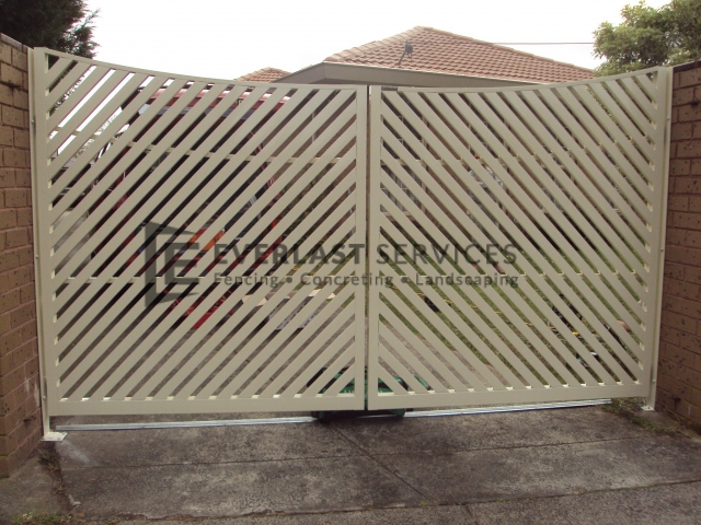 DG13 - Diagonal Steel Slats Double Gate - Werribee