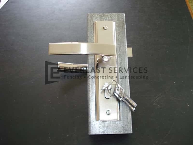 FS28 - Style 1 4040 Lock