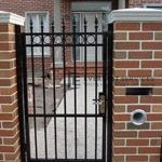 DW38 - Level Steel Ring and Spear Single Gate