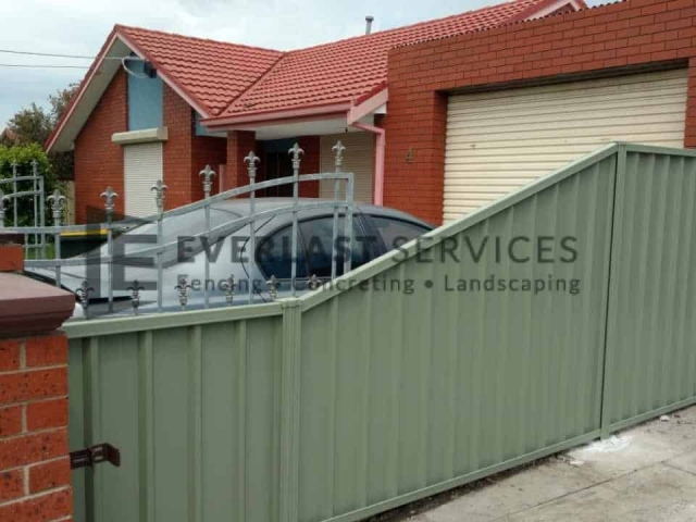 CB38 - Green Colourbond