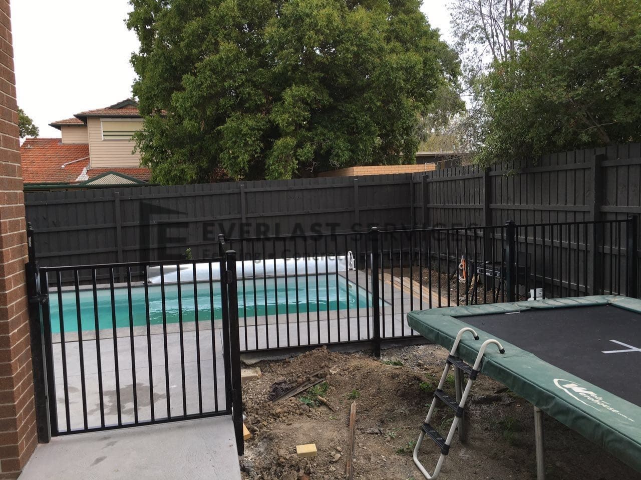 SF110 - Black Square Flat Top Swimming pool fence