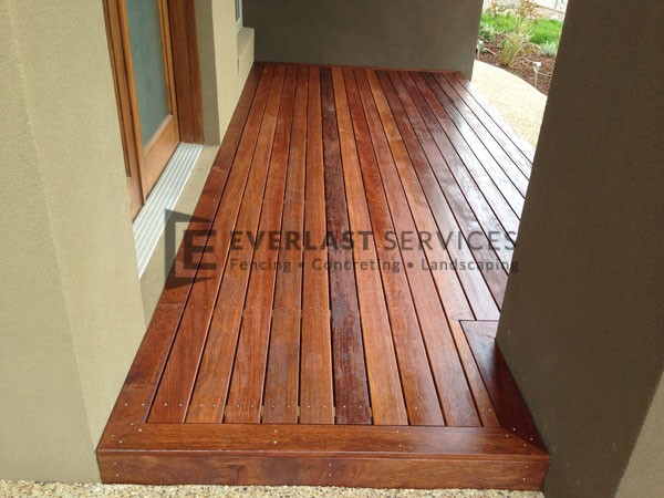 T9 - Front Porch Timber Decking with Oil