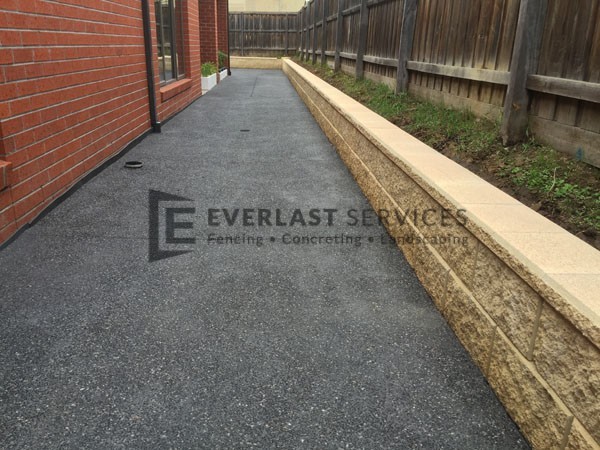 EA8 - Dark Exposed Aggregate Side of House
