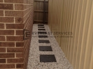 40 – Paving and gravel side of house
