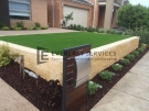 L5 – Versa Wall Retainign Wall with Synthetic Grass