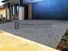 EA43 – Driveway Exposed Aggregate
