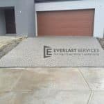 EA11 - Exposed Aggregate Driveway
