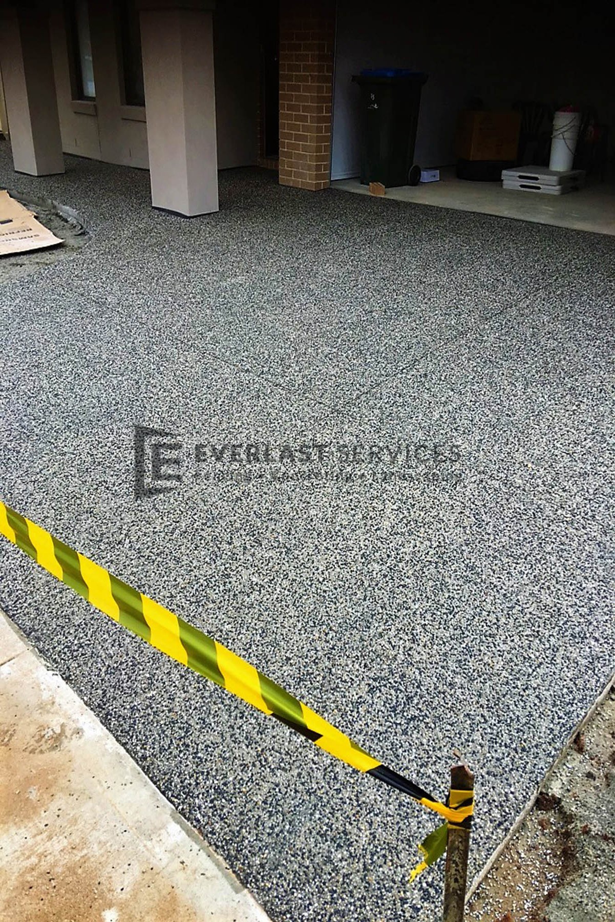 EA26 - Exposed Aggregate Driveway