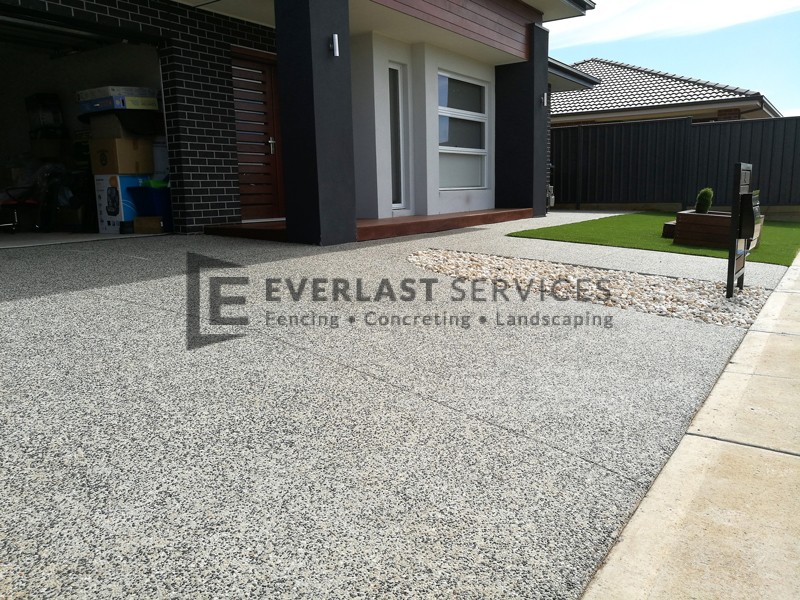 EA62 - Exposed Aggregate Driveway