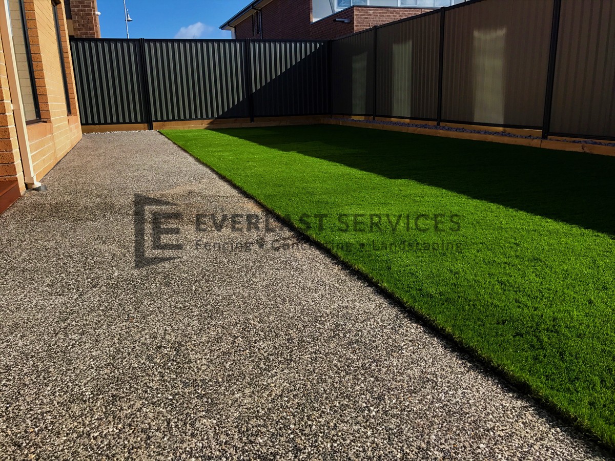 L106 - Synthetic Turf Landscaping