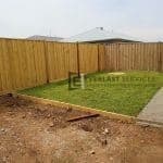 L206 - Back Yard Turf and Exposed Aggregate