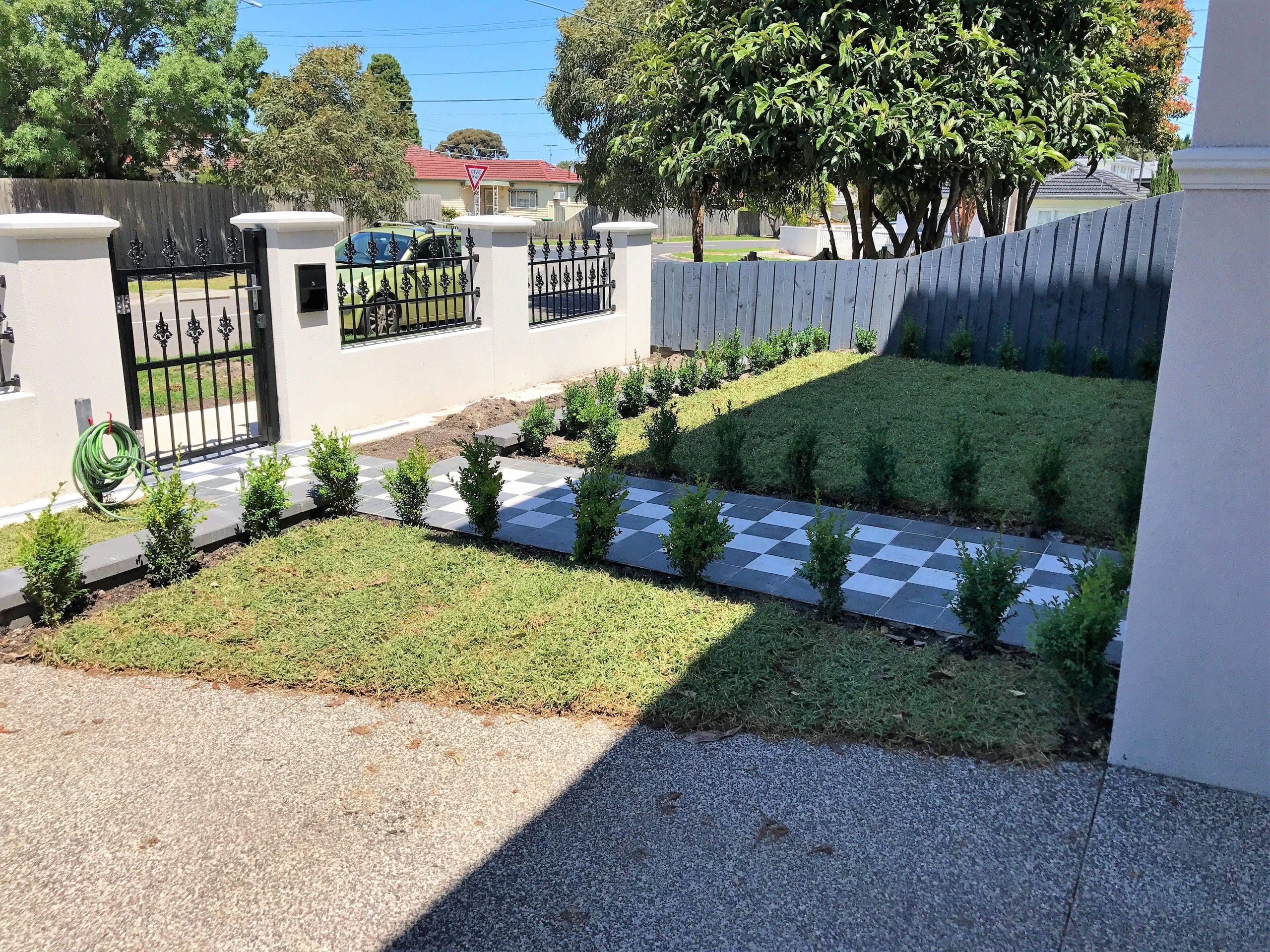L197 - Front Landscaping with Tiles View 2