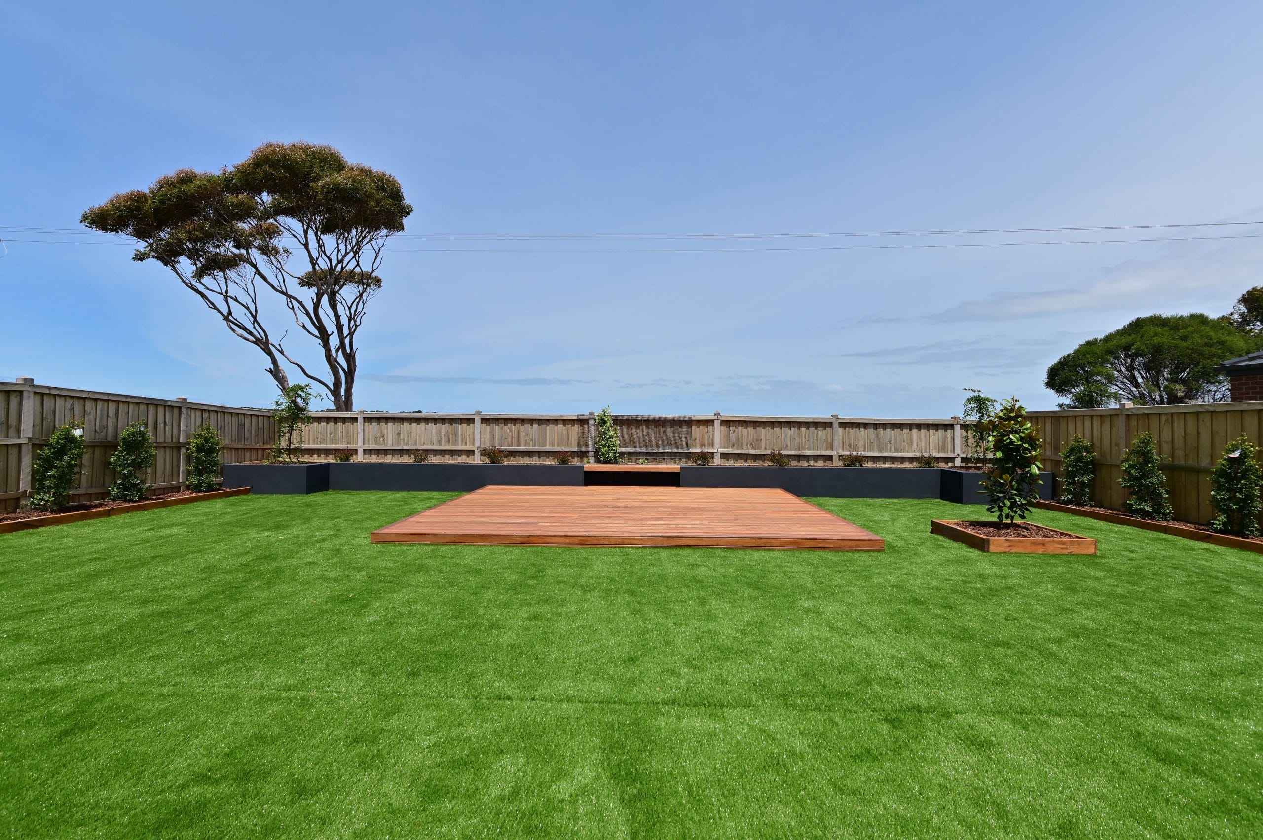 L265 - Point Cook - Backyard, grass and patio
