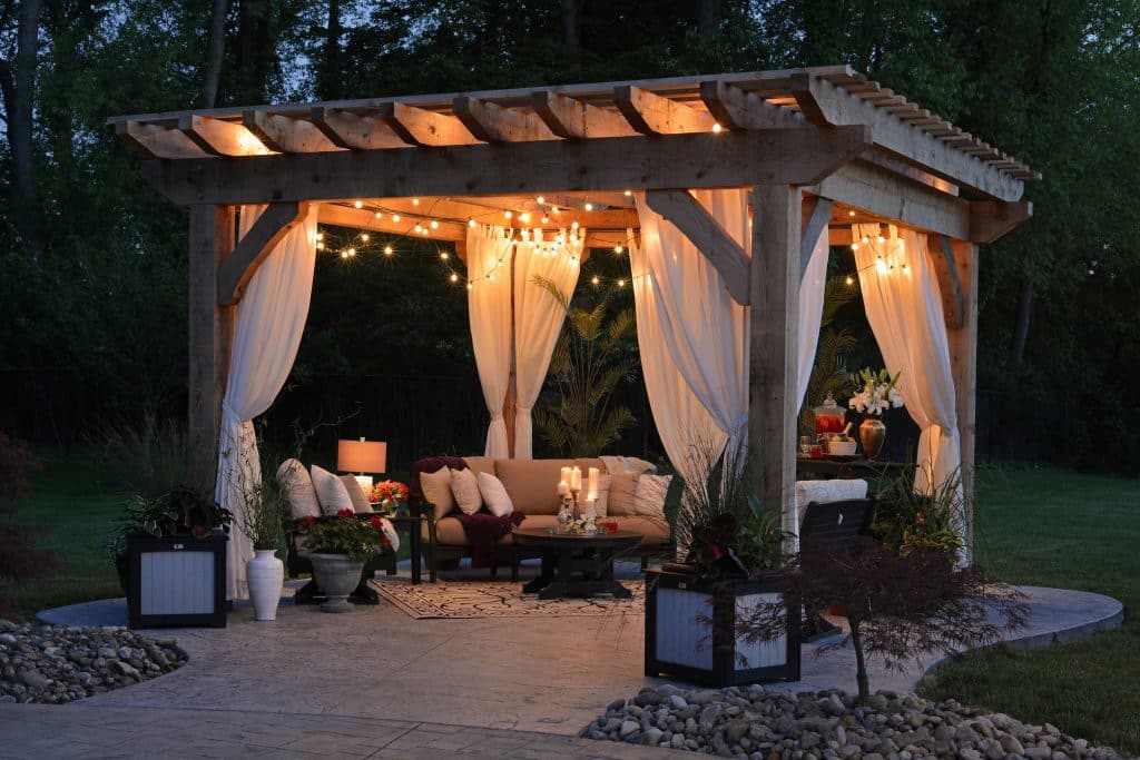 Creative Pergola Ideas to Update Your Outdoor Space Everlast Services
